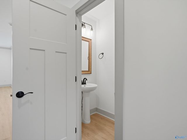 6 Whispering Oaks SW 23, Huntsville, AL 35824