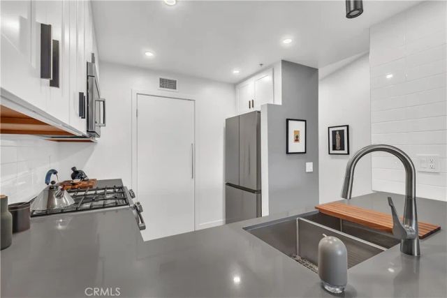 128 Villa Point, Newport Beach, CA 92660