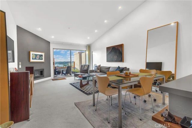 128 Villa Point, Newport Beach, CA 92660