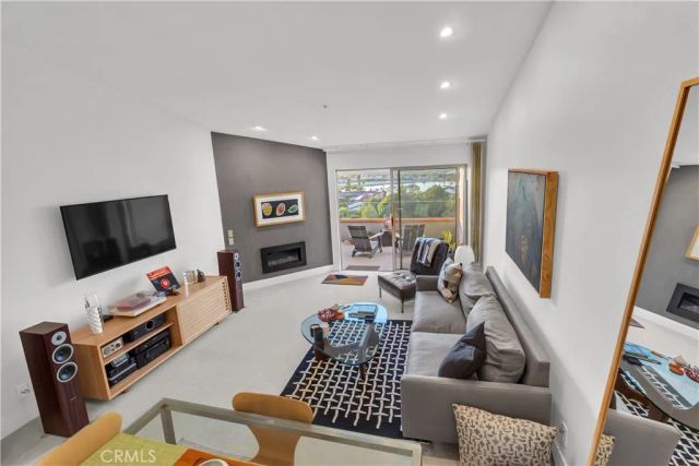 128 Villa Point, Newport Beach, CA 92660
