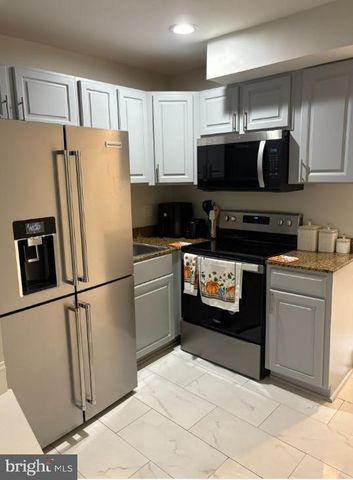 210 S CAREY ST, Baltimore, MD 21223