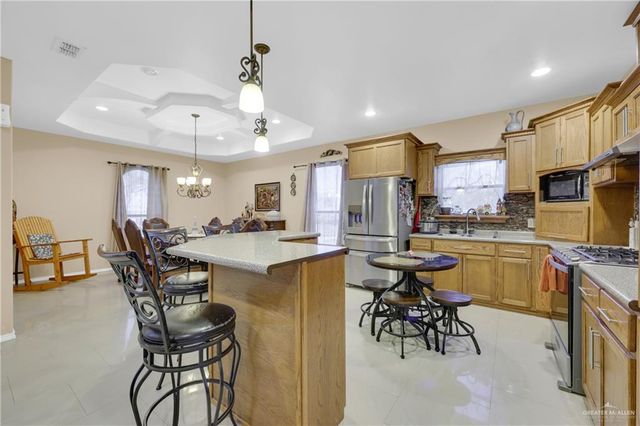 715 N Gonzalez Road, Weslaco, TX 78596