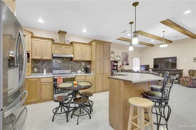 715 N Gonzalez Road, Weslaco, TX 78596