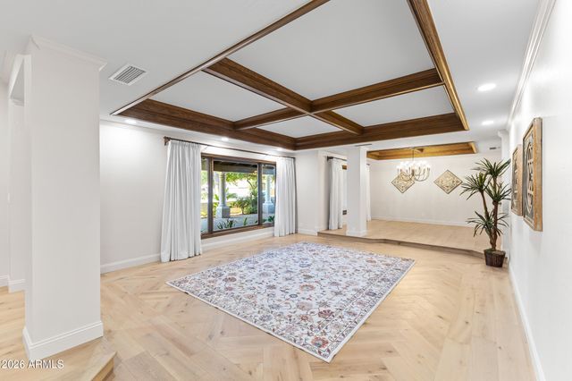 230 W MORTEN Avenue, Phoenix, AZ 85021