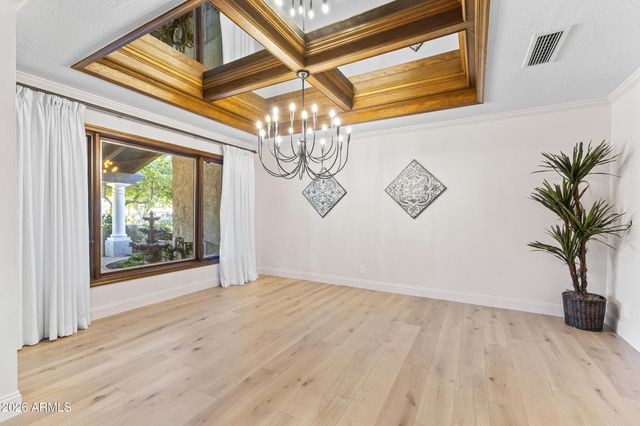 230 W MORTEN Avenue, Phoenix, AZ 85021