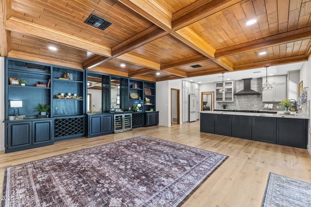 230 W MORTEN Avenue, Phoenix, AZ 85021