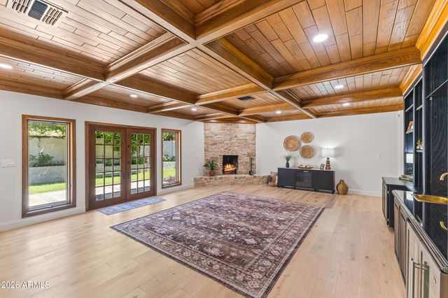 230 W MORTEN Avenue, Phoenix, AZ 85021