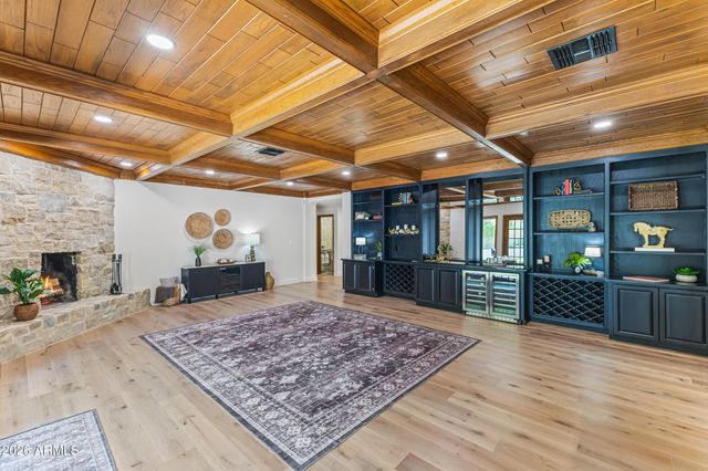 230 W MORTEN Avenue, Phoenix, AZ 85021