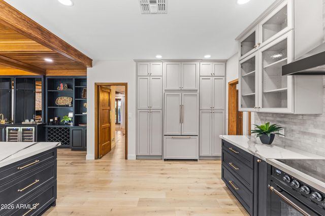 230 W MORTEN Avenue, Phoenix, AZ 85021