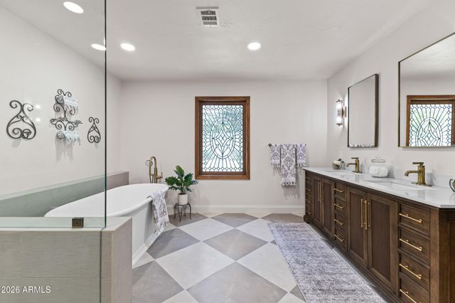 230 W MORTEN Avenue, Phoenix, AZ 85021