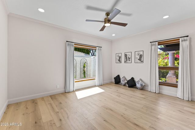 230 W MORTEN Avenue, Phoenix, AZ 85021