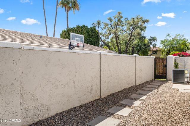 230 W MORTEN Avenue, Phoenix, AZ 85021