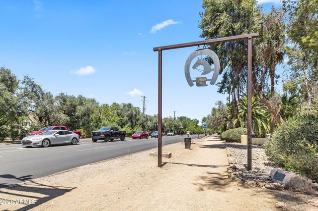 230 W MORTEN Avenue, Phoenix, AZ 85021
