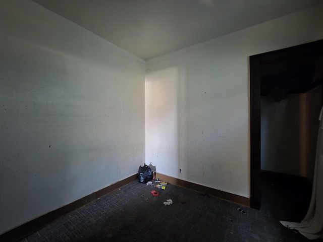 1330 W Euclid AVENUE, Milwaukee, WI 53215