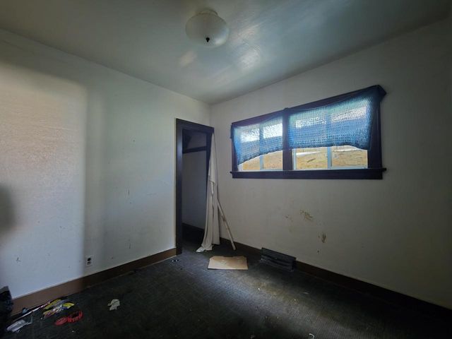 1330 W Euclid AVENUE, Milwaukee, WI 53215