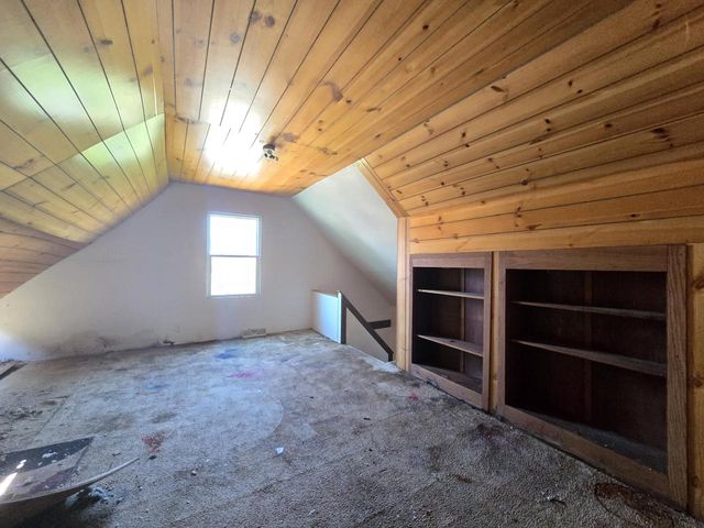1330 W Euclid AVENUE, Milwaukee, WI 53215