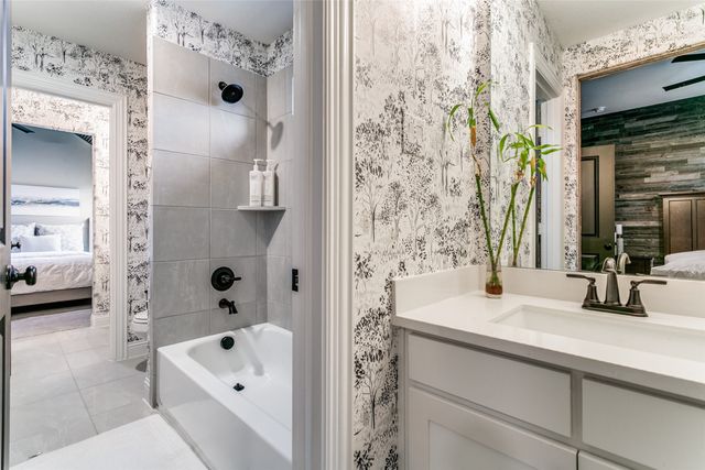 2411 Perdue Avenue, Irving, TX 75062