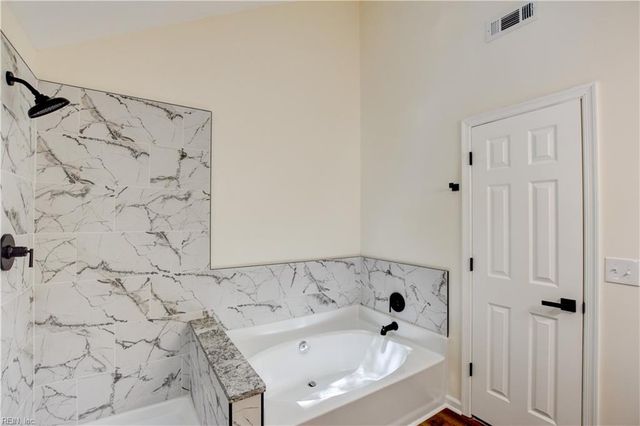 202 Upland DR, Hampton, VA 23666