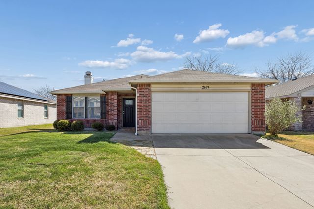 2437 Pecan Drive, Little Elm, TX 75068
