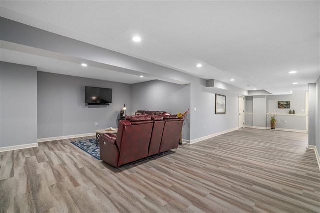 3805 S Beatrice Drive, Independence, MO 64055