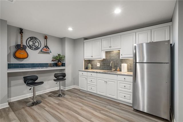 3805 S Beatrice Drive, Independence, MO 64055