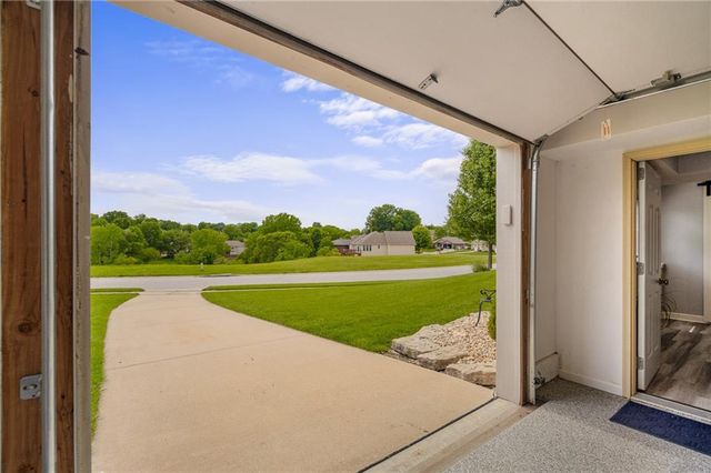 3805 S Beatrice Drive, Independence, MO 64055