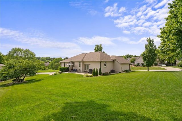 3805 S Beatrice Drive, Independence, MO 64055