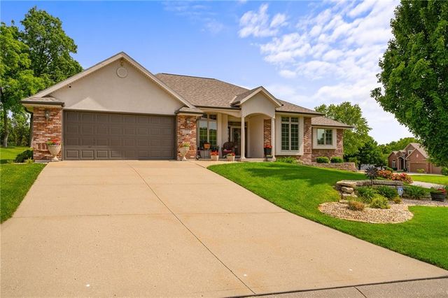 3805 S Beatrice Drive, Independence, MO 64055