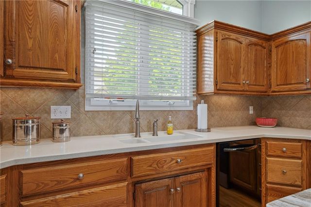 3805 S Beatrice Drive, Independence, MO 64055