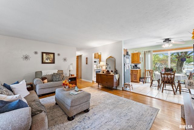 612 12TH Street, Silvis, IL 61282