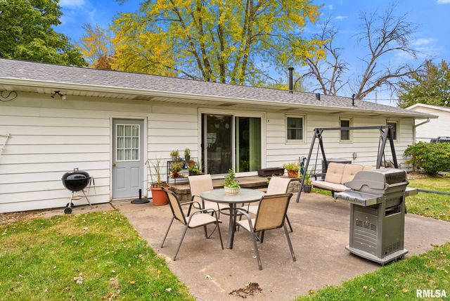 612 12TH Street, Silvis, IL 61282