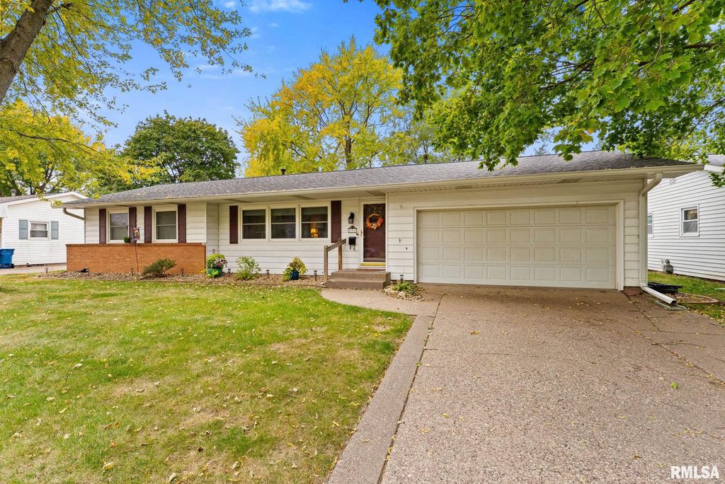 612 12TH Street, Silvis, IL 61282