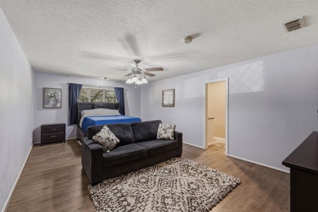 108 Mark Pl, Kilgore, TX 75662