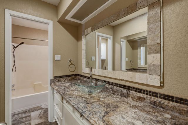 108 Mark Pl, Kilgore, TX 75662