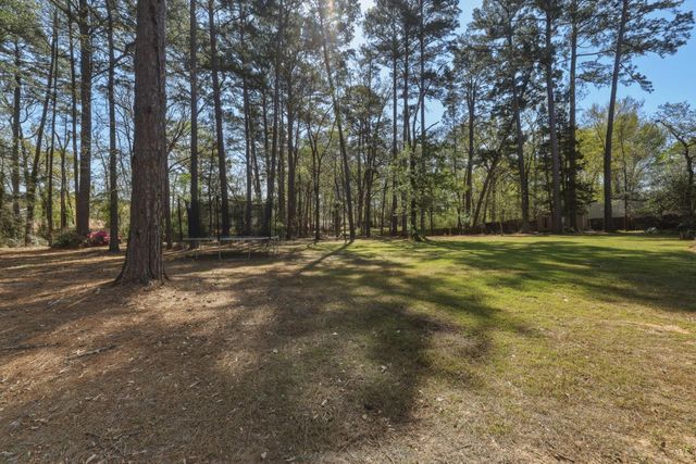 108 Mark Pl, Kilgore, TX 75662