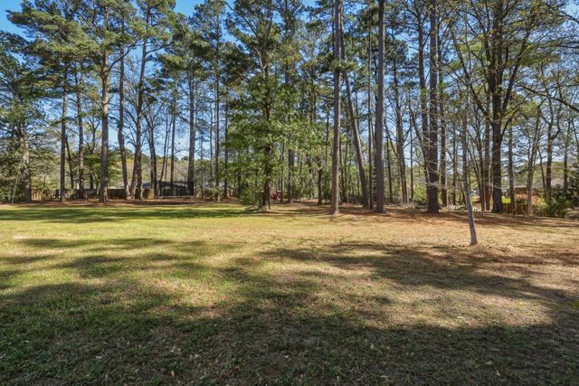 108 Mark Pl, Kilgore, TX 75662