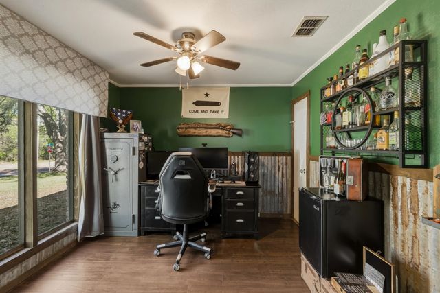 108 Mark Pl, Kilgore, TX 75662