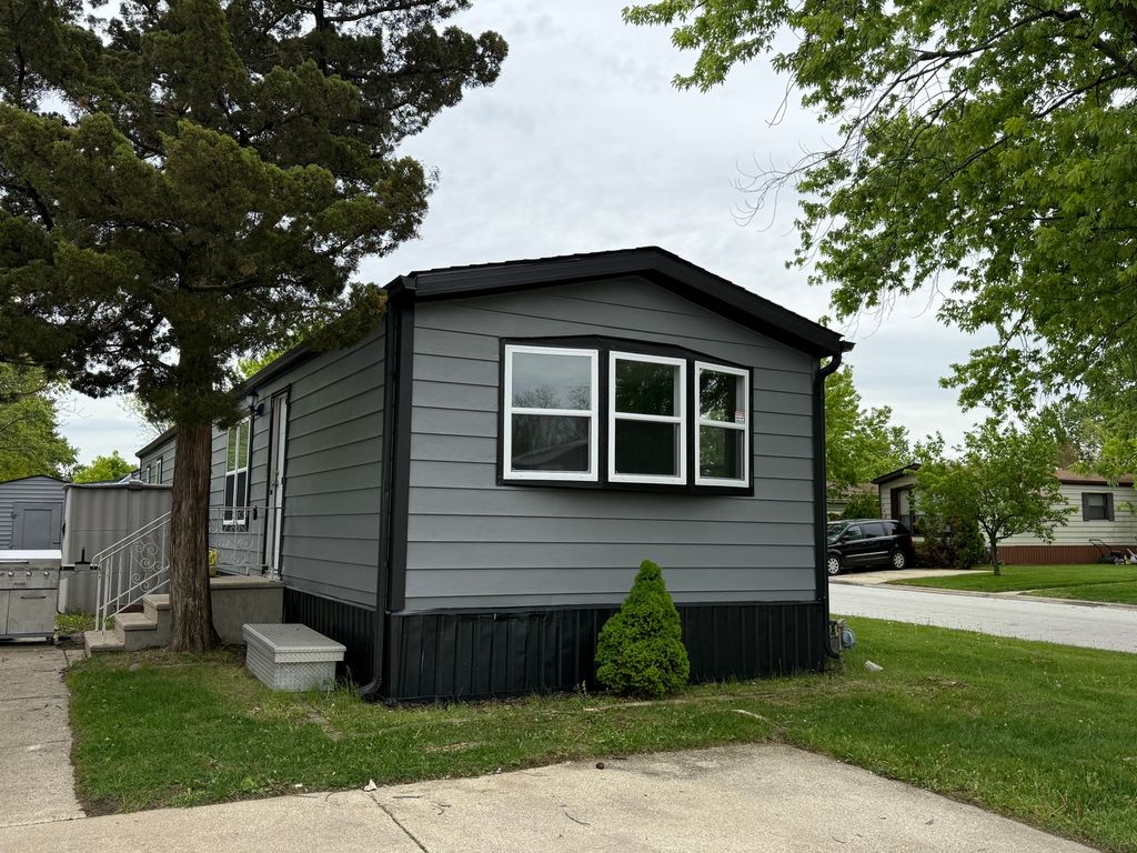 314 Briarbranch Road, Matteson, IL 60443