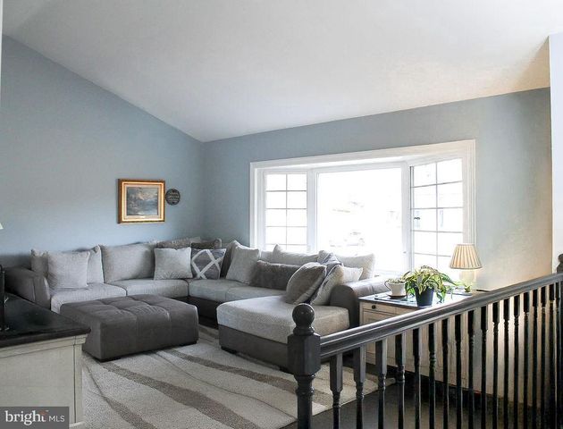 227 HYDE PARK PL, Yardley, PA 19067