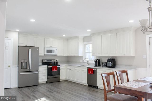 227 HYDE PARK PL, Yardley, PA 19067