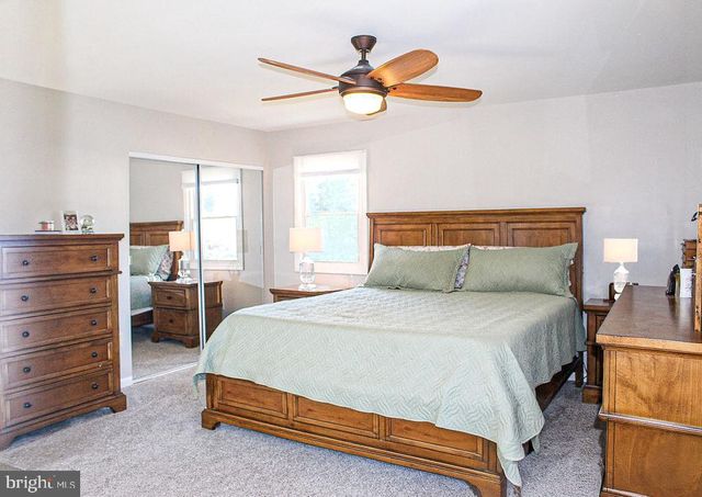 227 HYDE PARK PL, Yardley, PA 19067