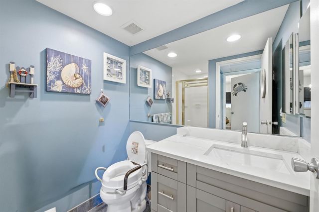 341 Seville O, Delray Beach, FL 33446