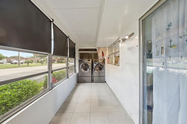 341 Seville O, Delray Beach, FL 33446