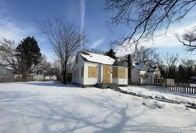 20218 Hickory Street, Detroit, MI 48205