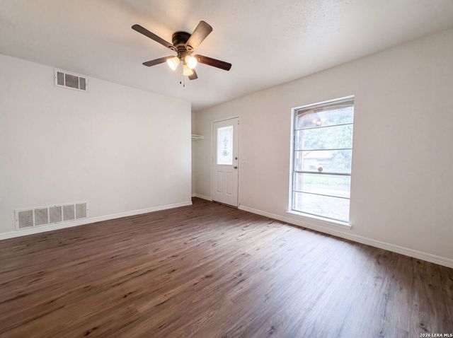 2906 KESLAKE ST, San Antonio, TX 78222
