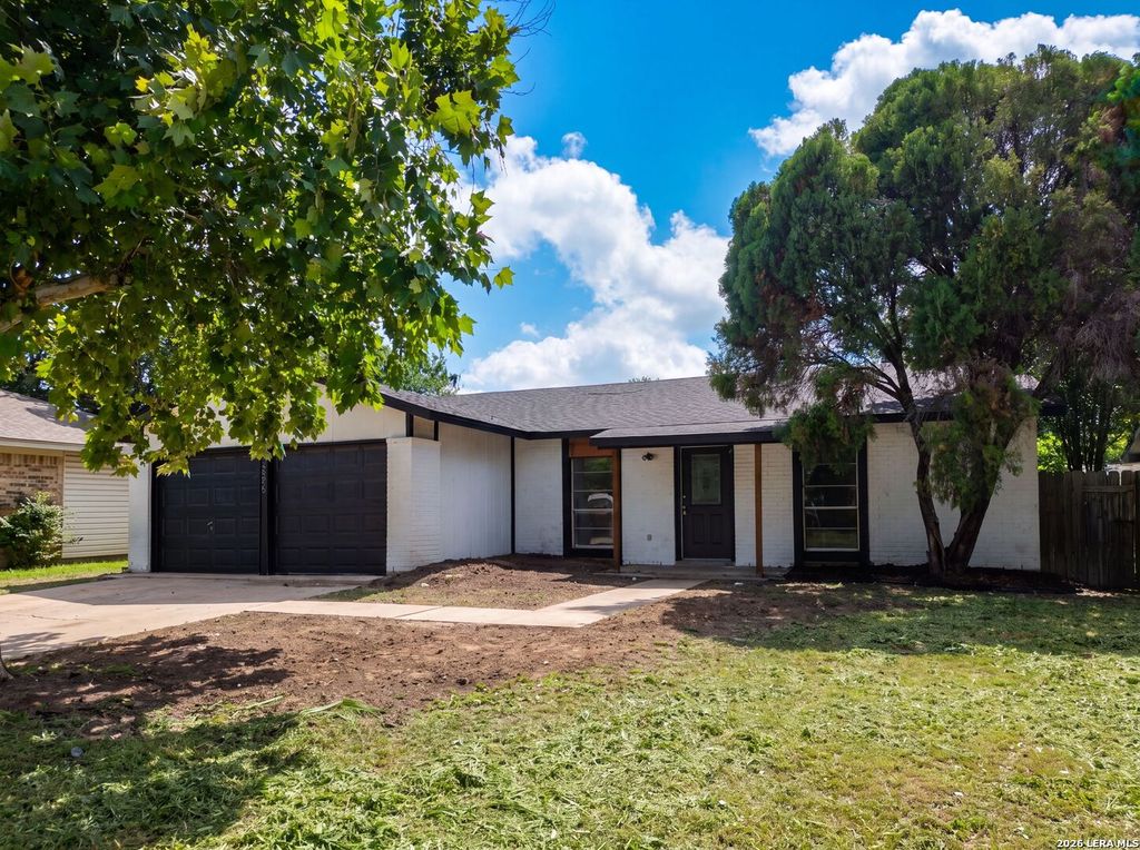 2906 KESLAKE ST, San Antonio, TX 78222