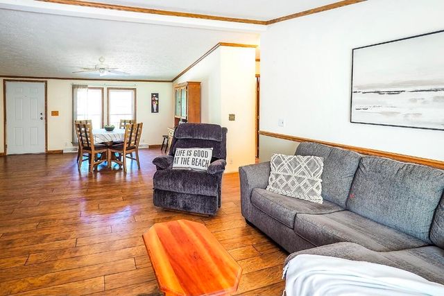 84 Thelen Drive, Cheshire Twp, MI 49055