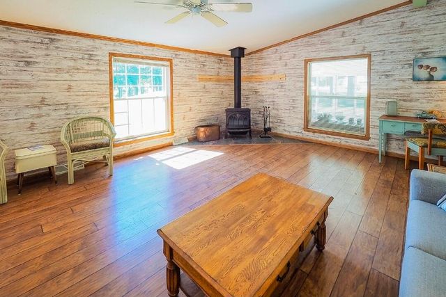 84 Thelen Drive, Cheshire Twp, MI 49055