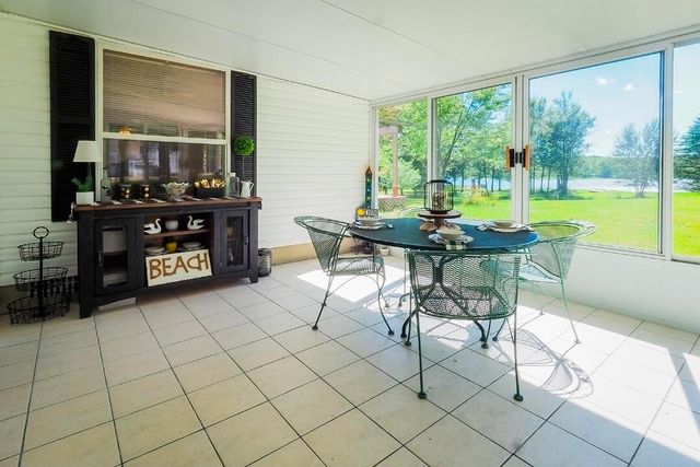 84 Thelen Drive, Cheshire Twp, MI 49055