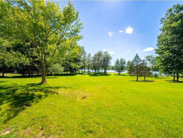 84 Thelen Drive, Cheshire Twp, MI 49055